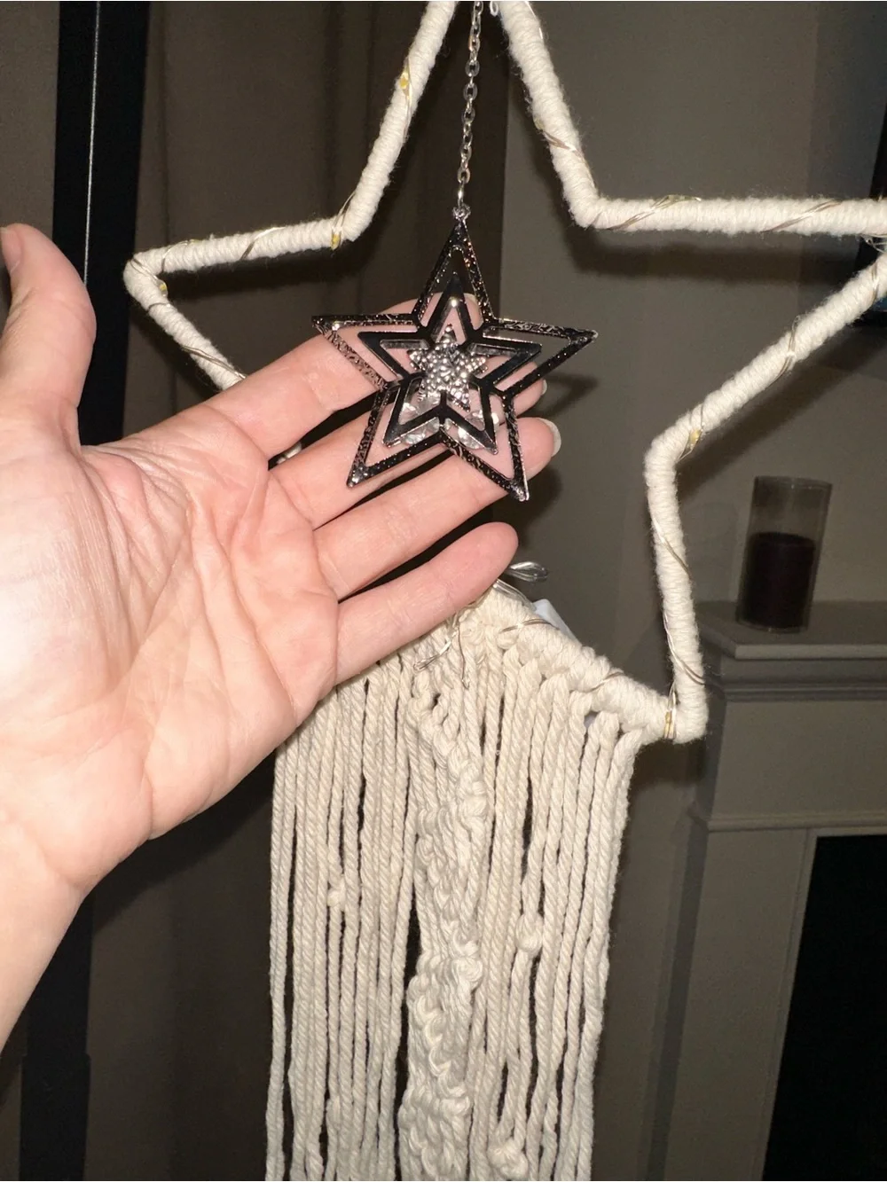 & Other Stories Cream Star Macramé Wall Hanging